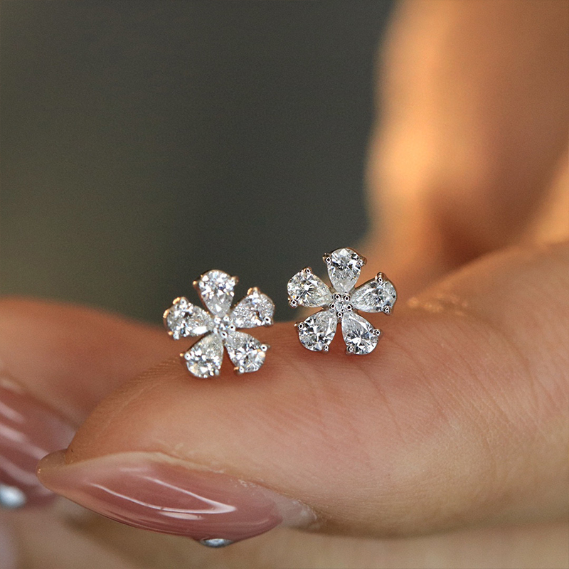 Ювелирные изделия Aazuo: серьг – обзор и цена Diamond Stud Earrings