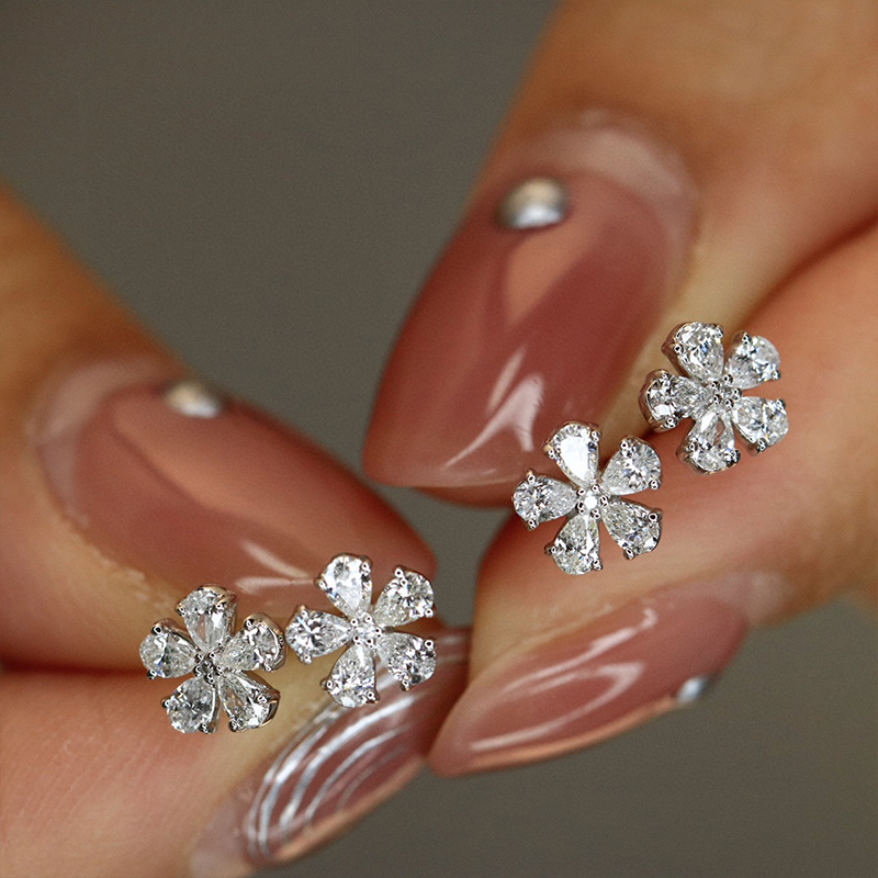 Ювелирные изделия Aazuo: серьг – обзор и цена Diamond Stud Earrings
